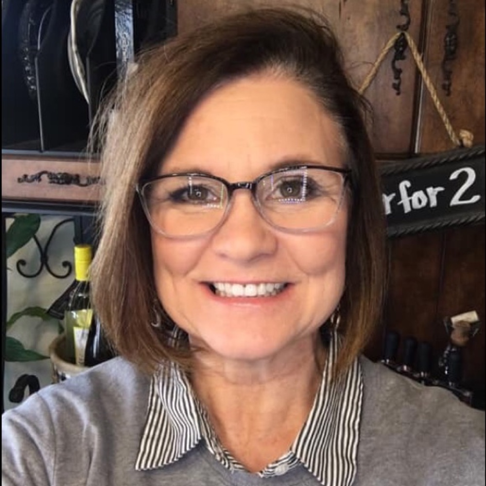 Meet your Posher, Stephie